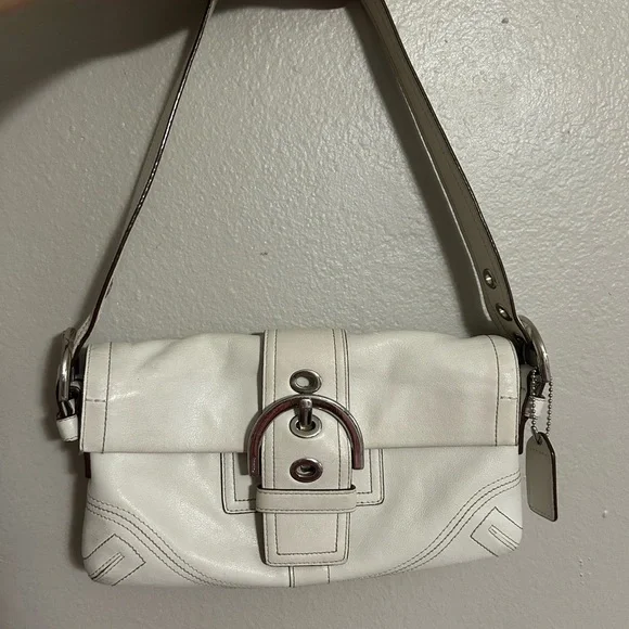 White Vintage Soho Coach Purse - Picture 5 of 6